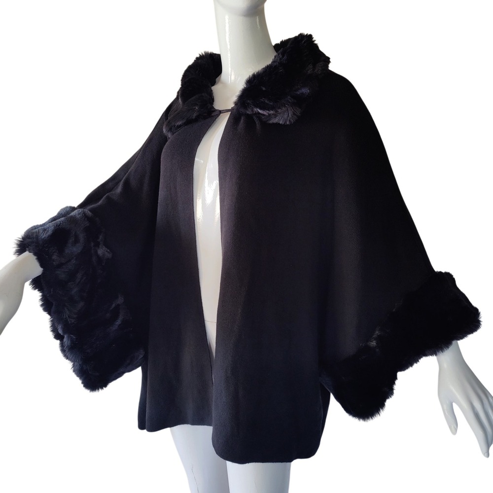 Black Knit Poncho Cape Faux Fur Trimmed Oversized Glam Winter Shawl Chunky XXL